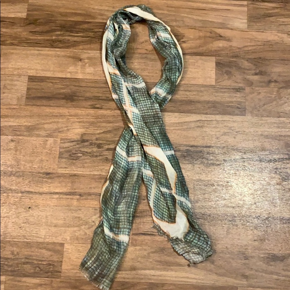 Elizabeth Gillett Scarf